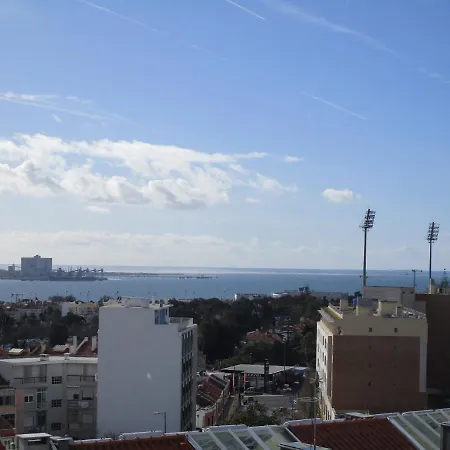 Δωμάτια σε οικογενειακή κατοικία Em Belem